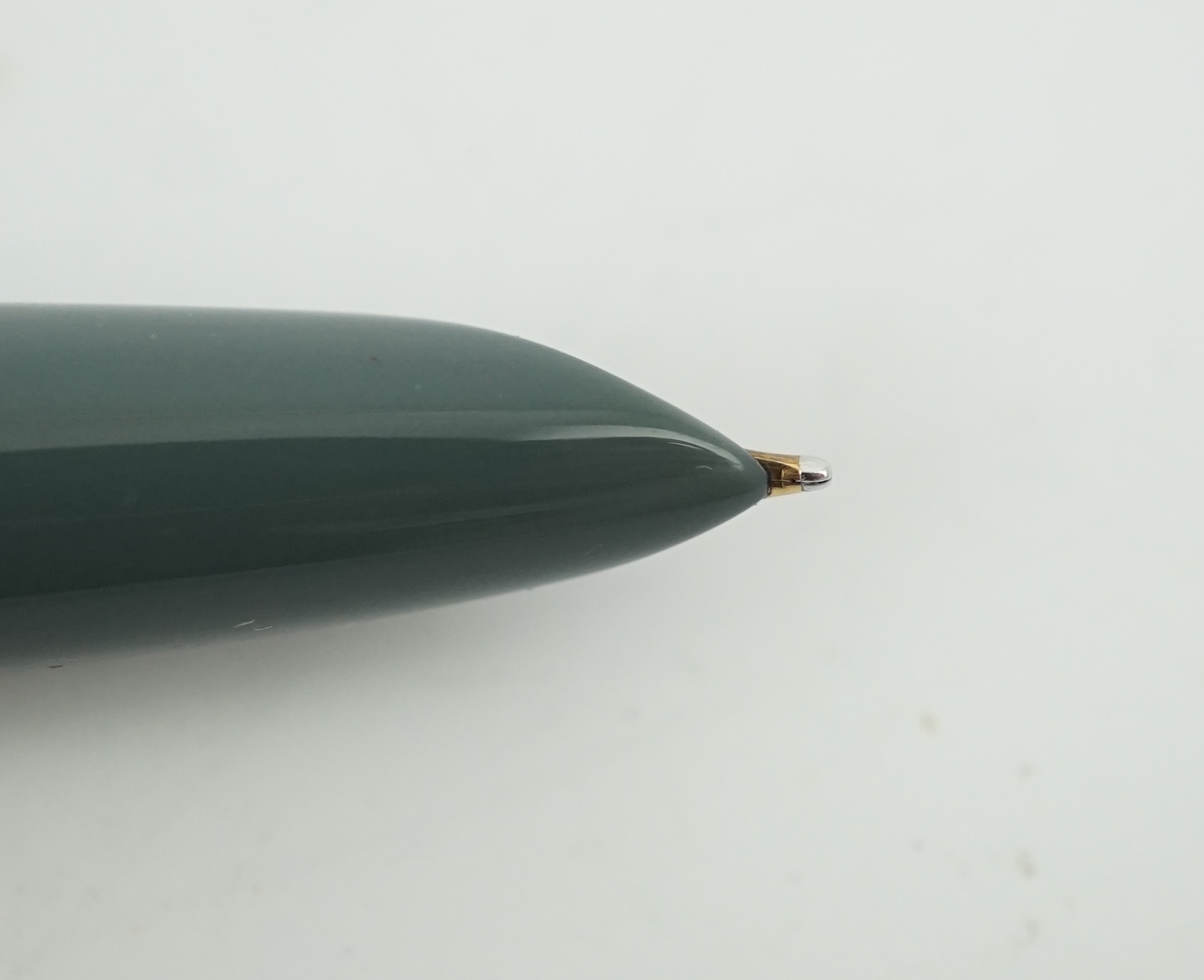 A Parker '51' Aerometric fountain pen and pencil